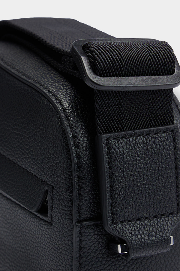 ΤΣΑΝΤΑΚΙ ΧΙΑΣΤΙ BOSS - 001 ΜΑΥΡΟ